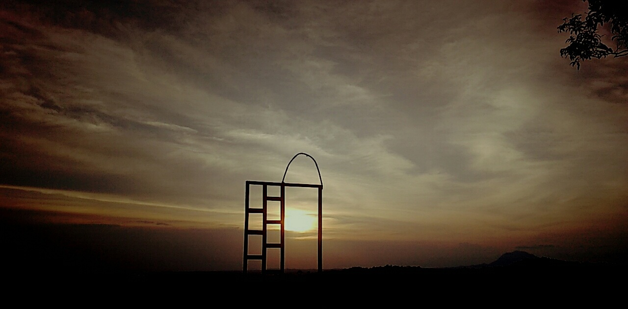 Desa Background